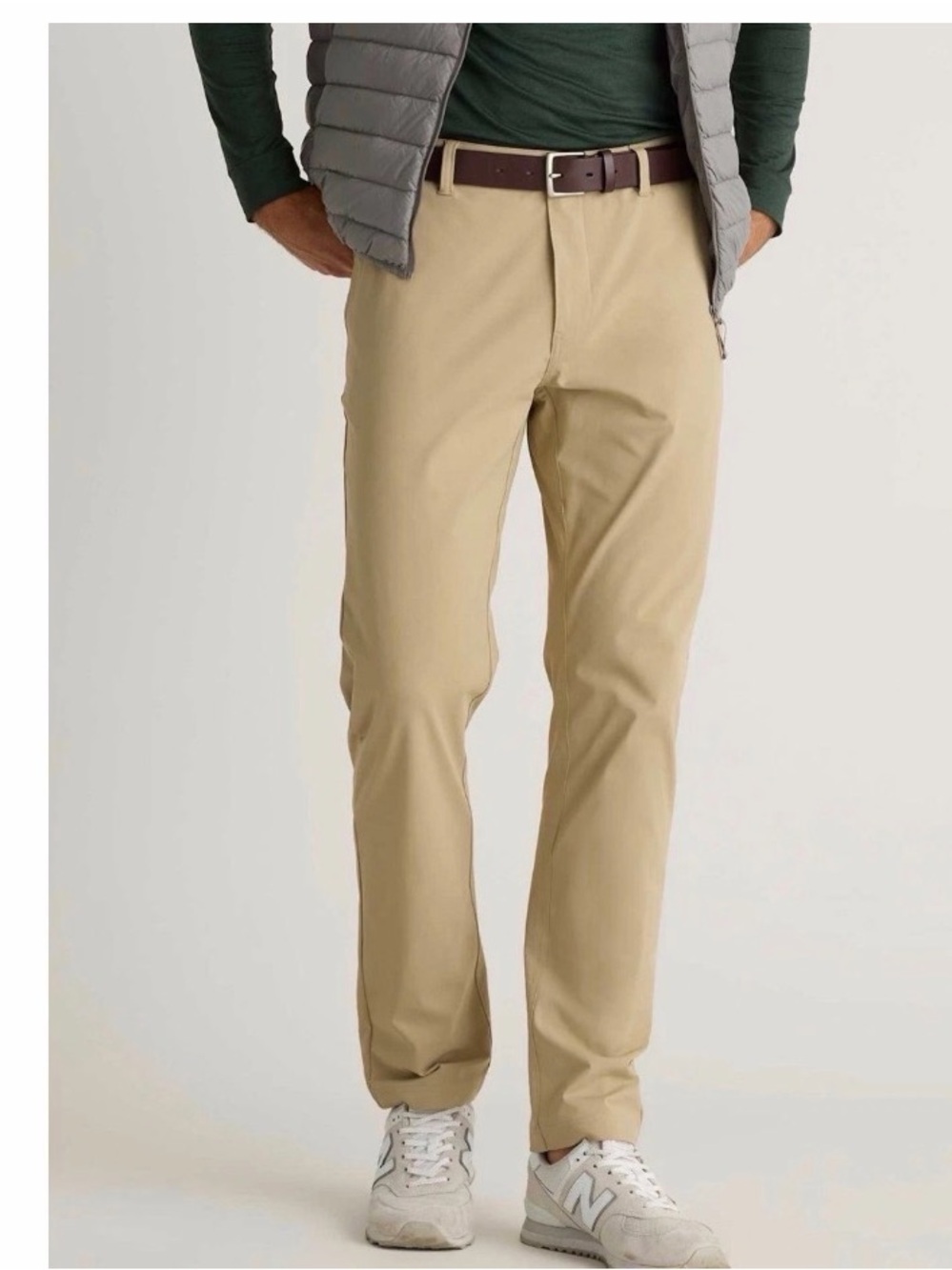 Quince Men Protech Golf Pant Sand Dune Khaki Performance Pants 32X30